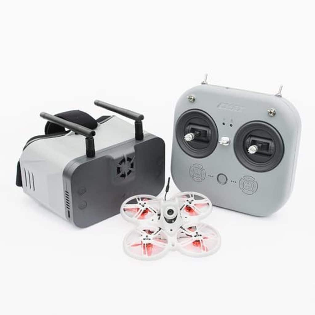 Test du drone EMAX Tinyhawk 3 Plus : mini quadricoptère ready to fly pour débutants