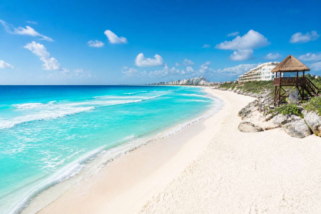 Que cache Cancún International dans ses coulisses ?
