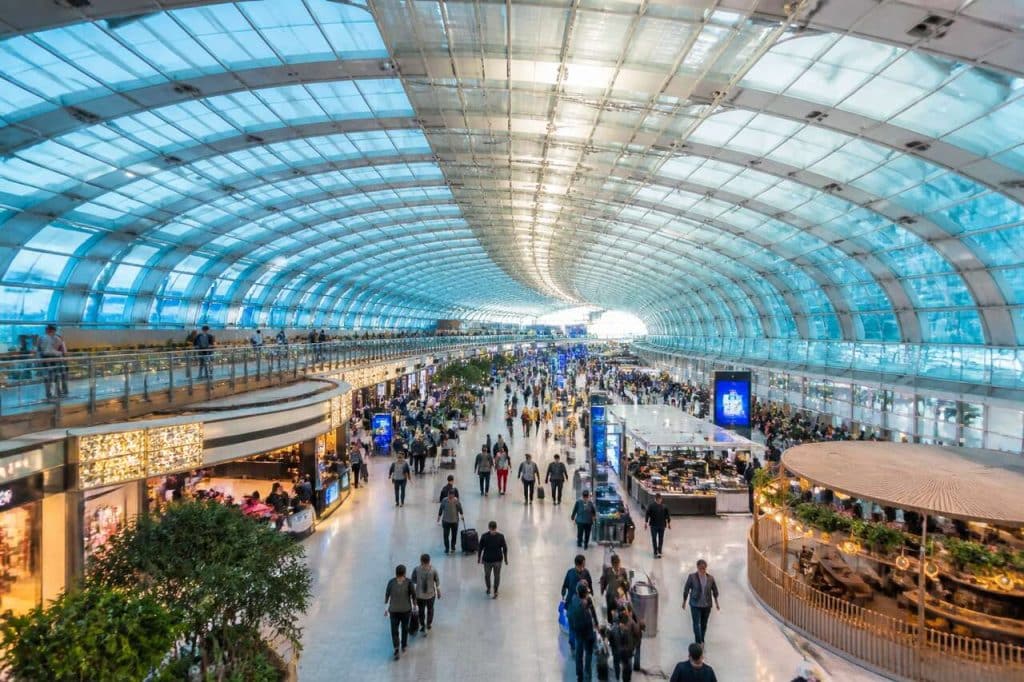Découvre les secrets de Roissy Charles de Gaulle : l'un des aéroports les plus fréquentés