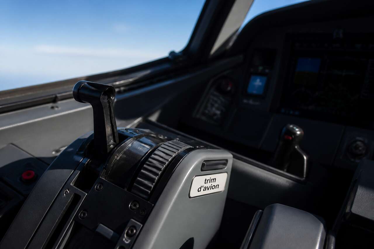 Trim d&rsquo;avion : &agrave; quoi &ccedil;a sert et ce que &ccedil;a change au pilotage