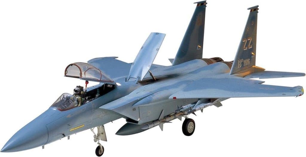 Test de la maquette d'aviation McDonnell Douglas F15C de Tamiya