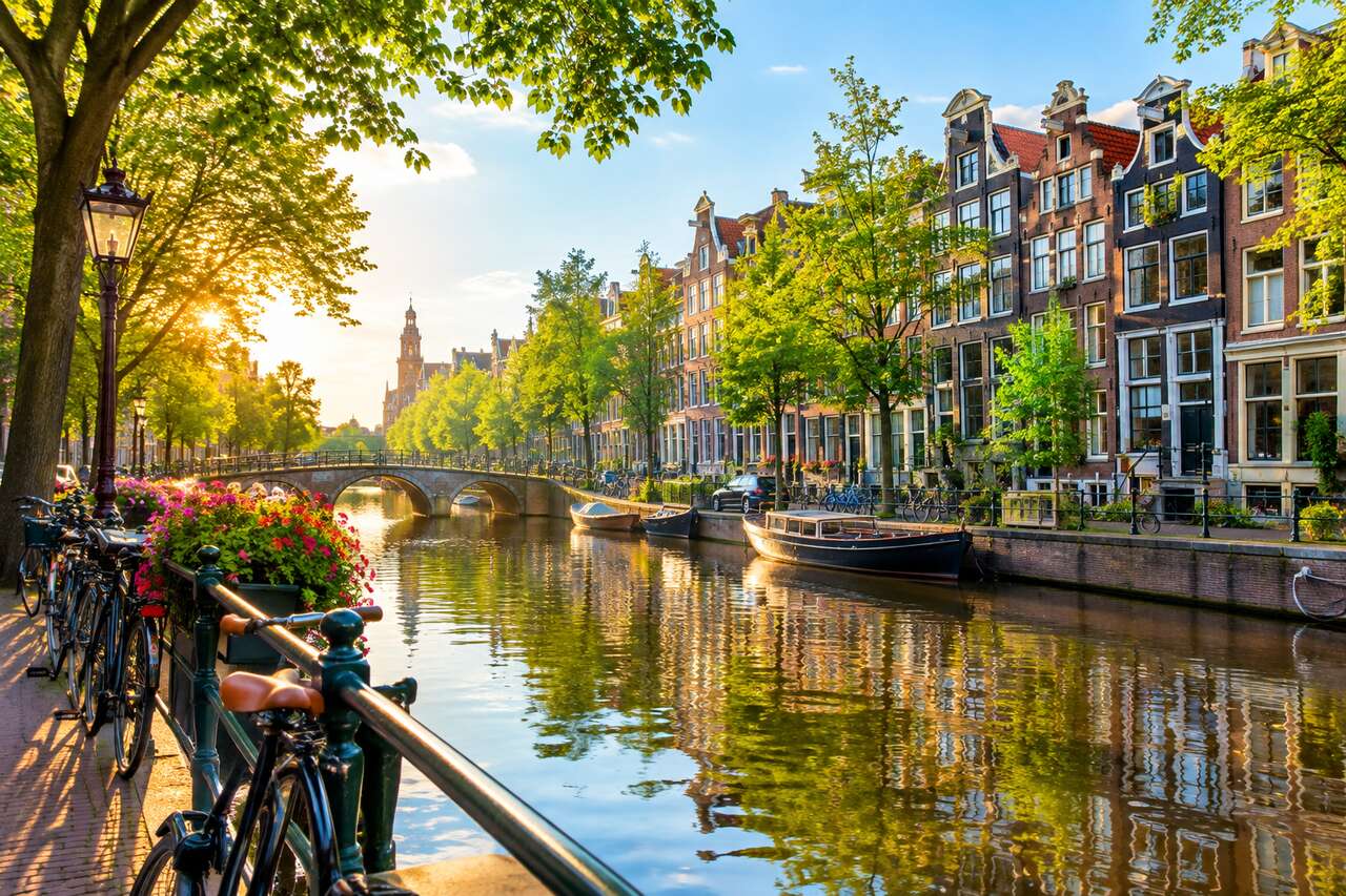 Pourquoi Schiphol Amsterdam est-il toujours aussi populaire ?