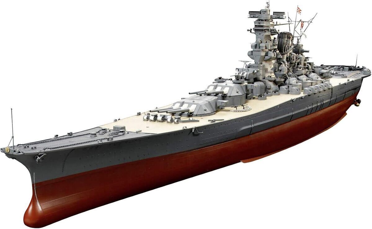 Test de la maquette du cuirassé Yamato Tamiya 78025